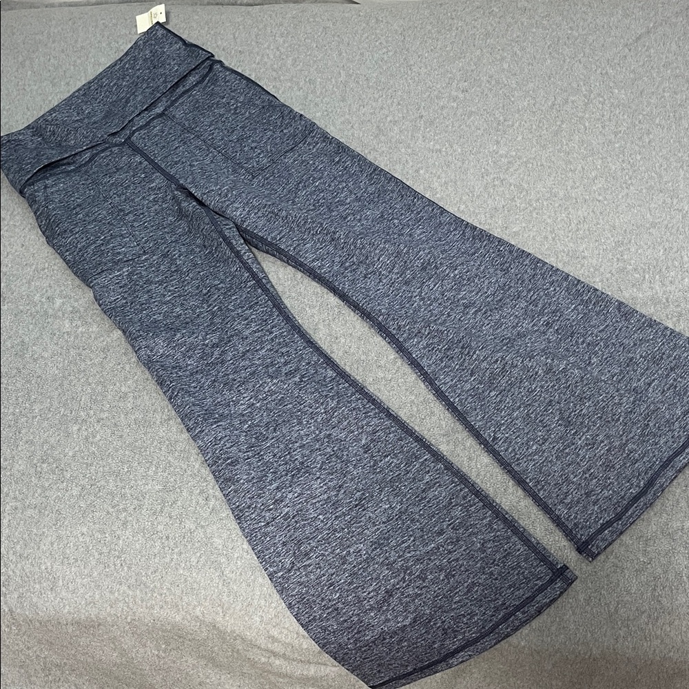 Aerie Foldover Flare Leggings Medium Short Athletic Active Yoga New